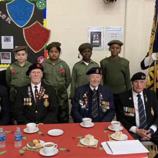 Year 6 met our veteran visitors while preparing for their Remembrance Assembly this morning.