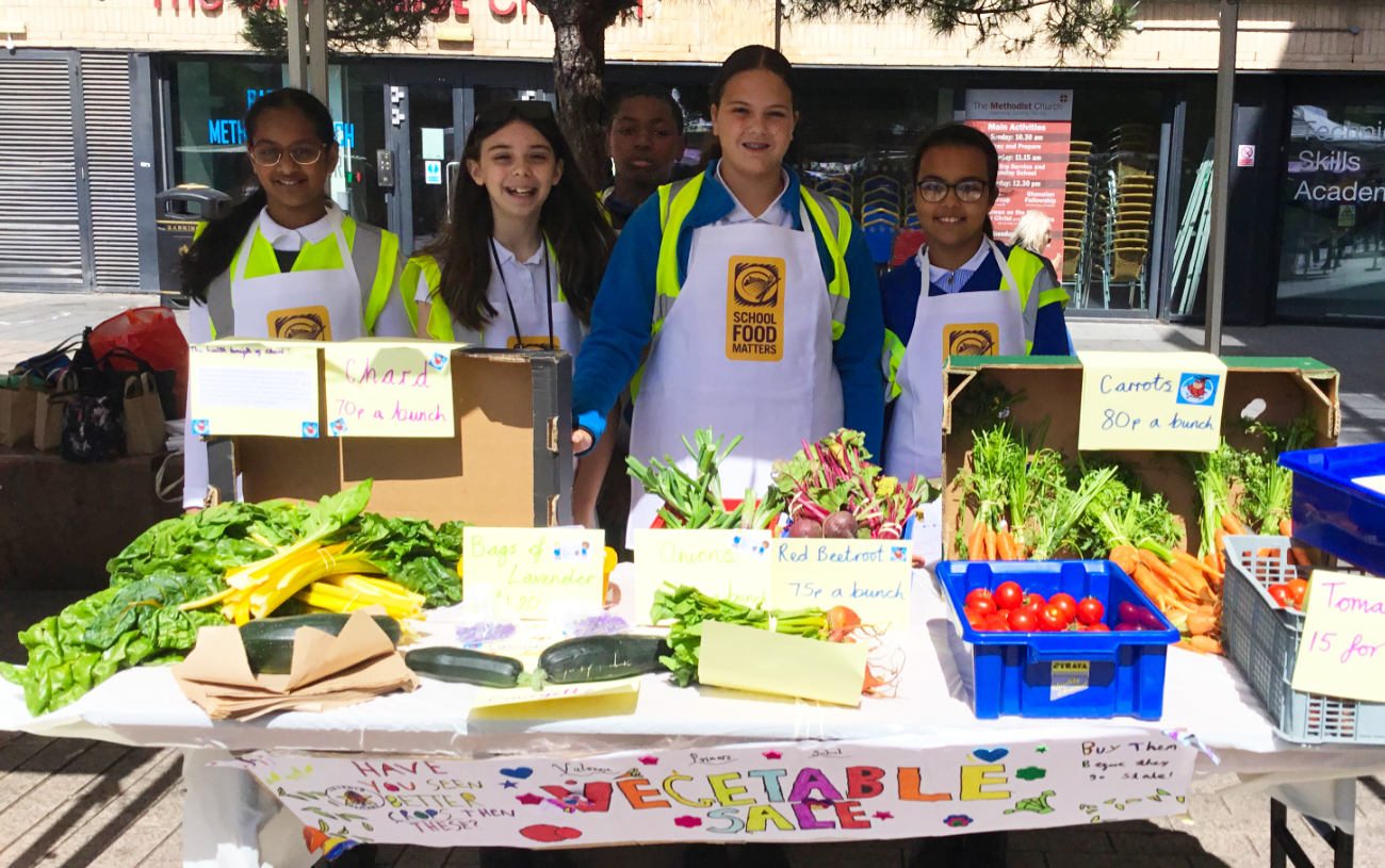 Valence Pupils at Barking Market